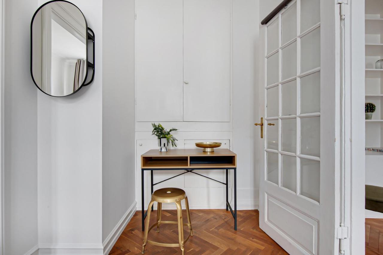 Sanders Square - Spacious Six-Bedroom Apartment Near Amalienborg โคเปนเฮเกน ภายนอก รูปภาพ