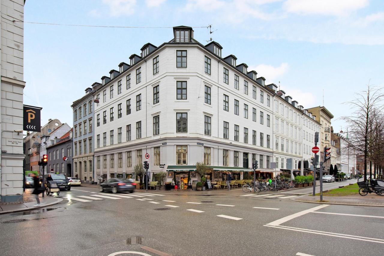 Sanders Square - Spacious Six-Bedroom Apartment Near Amalienborg โคเปนเฮเกน ภายนอก รูปภาพ