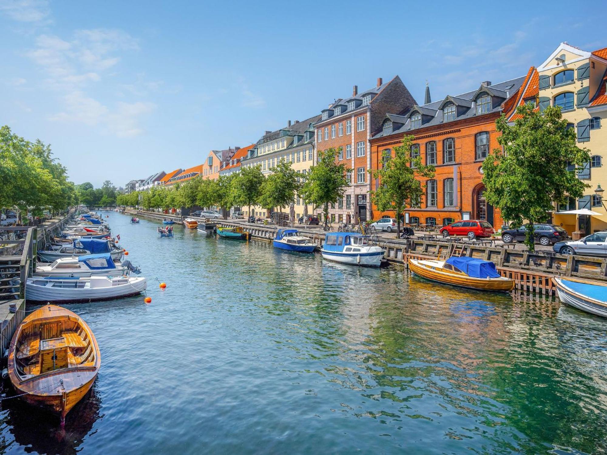 Sanders Square - Spacious Six-Bedroom Apartment Near Amalienborg โคเปนเฮเกน ภายนอก รูปภาพ